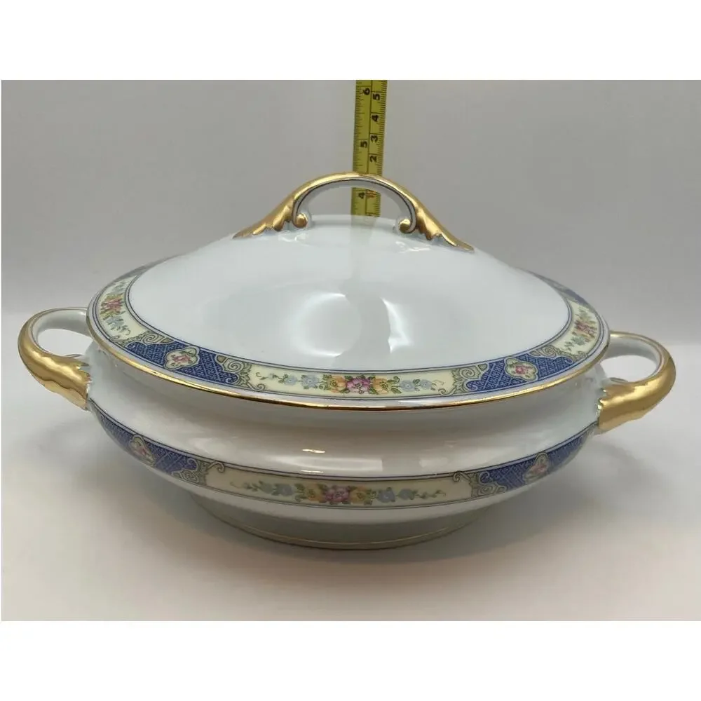 VTG Bohemia Ceramic Works Cecil Pattern Lidded Round Casserole Czechoslovakia